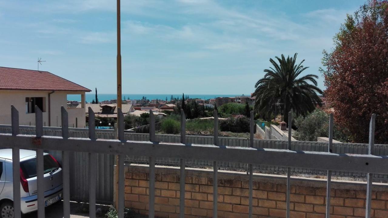 Le Ninfee Lägenhet San Leone Exteriör bild